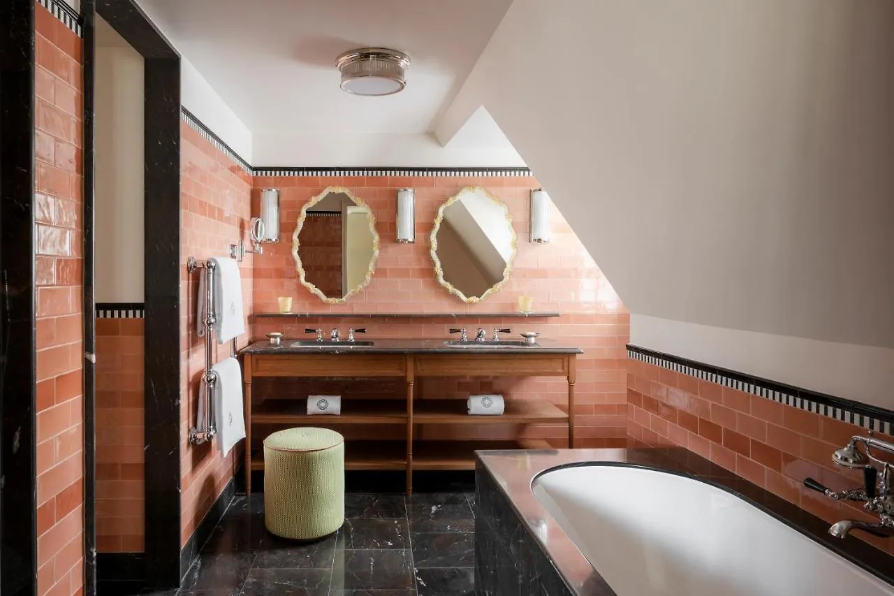 Le Grand Mazarin Hotel Paris