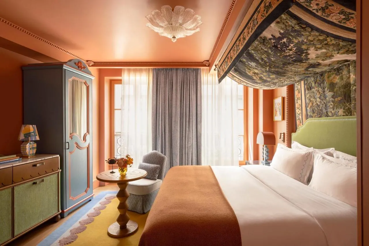Hotel Le Grand Mazarin Paris