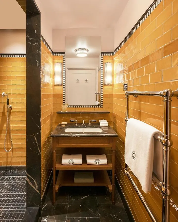 Le Grand Mazarin Hotel Paris