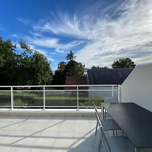 superbe-appartement-terrasse-proche-de-la-plage.inbrittany.com/
