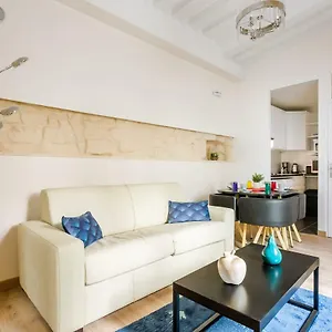  Apartment Marais Saint Paul Ecouffes With Ac
