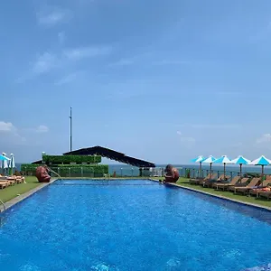 Sulis & Hotel Kuta (Bali)